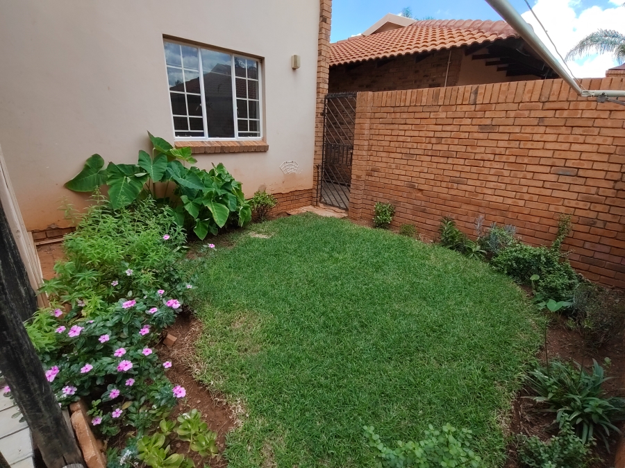 2 Bedroom Property for Sale in Montana Gauteng