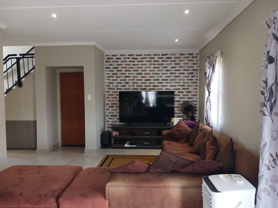 3 Bedroom Property for Sale in Cosmo City Gauteng