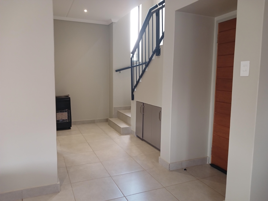 3 Bedroom Property for Sale in Cosmo City Gauteng