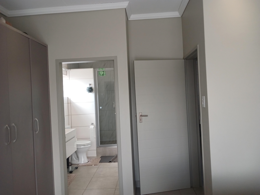 3 Bedroom Property for Sale in Cosmo City Gauteng