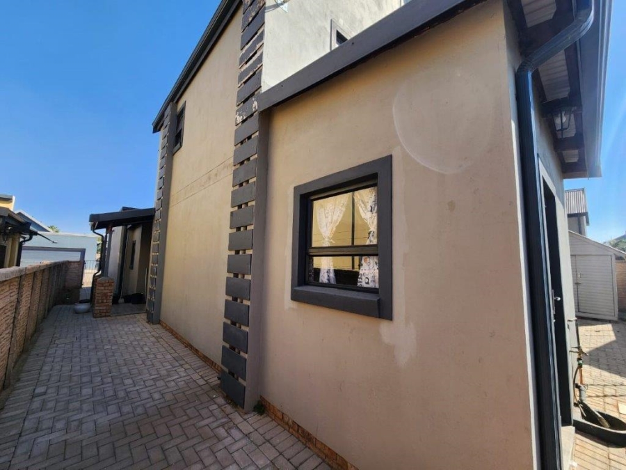 4 Bedroom Property for Sale in Montana Gauteng