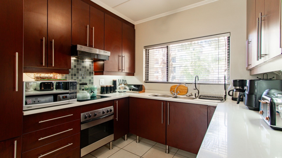 2 Bedroom Property for Sale in Bedfordview Gauteng