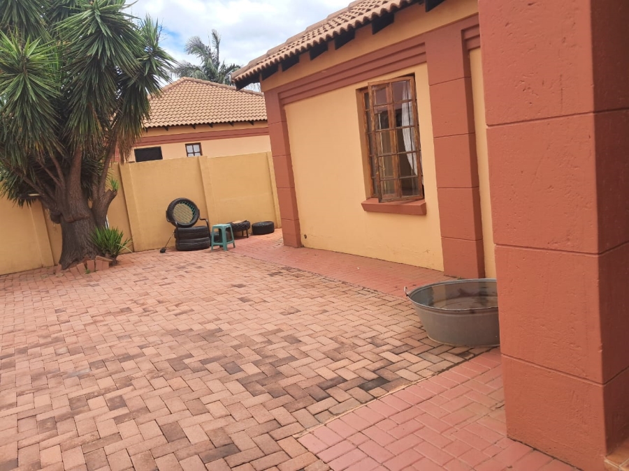 3 Bedroom Property for Sale in Heatherview Gauteng