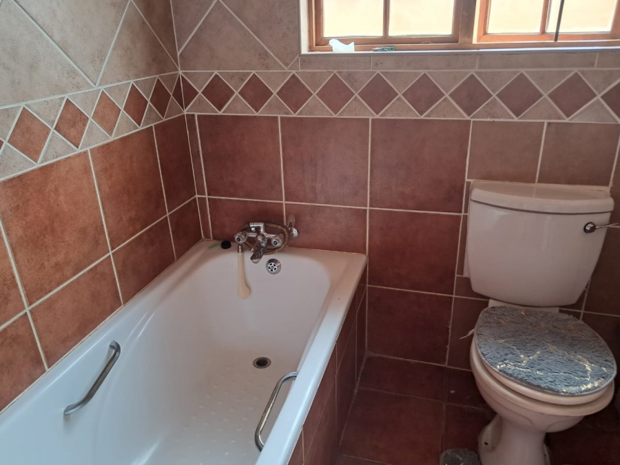 3 Bedroom Property for Sale in Heatherview Gauteng