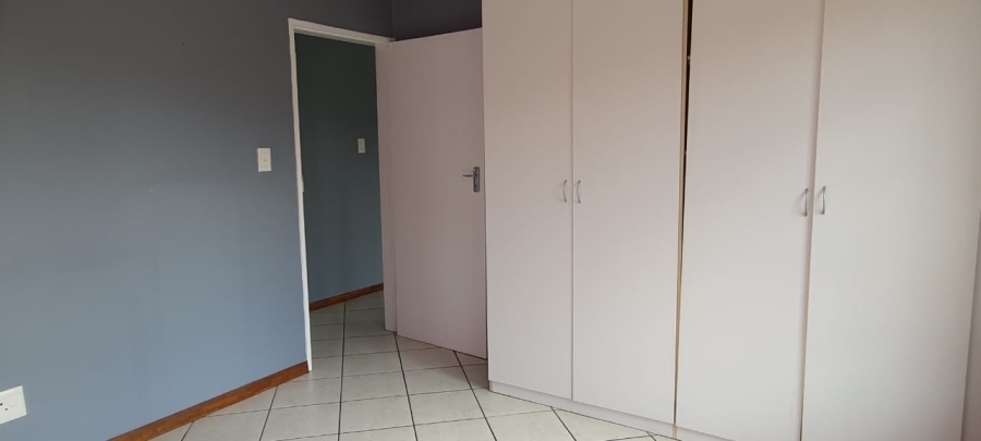 2 Bedroom Property for Sale in Pebble Creek Gauteng