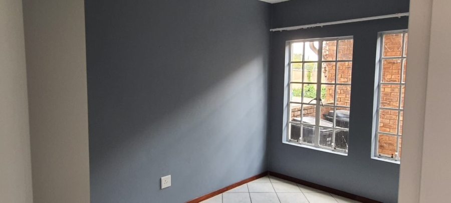 2 Bedroom Property for Sale in Pebble Creek Gauteng