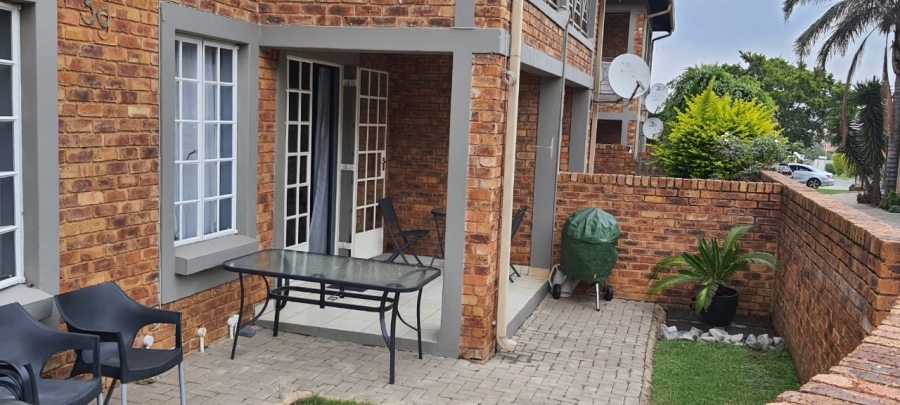 2 Bedroom Property for Sale in Pebble Creek Gauteng