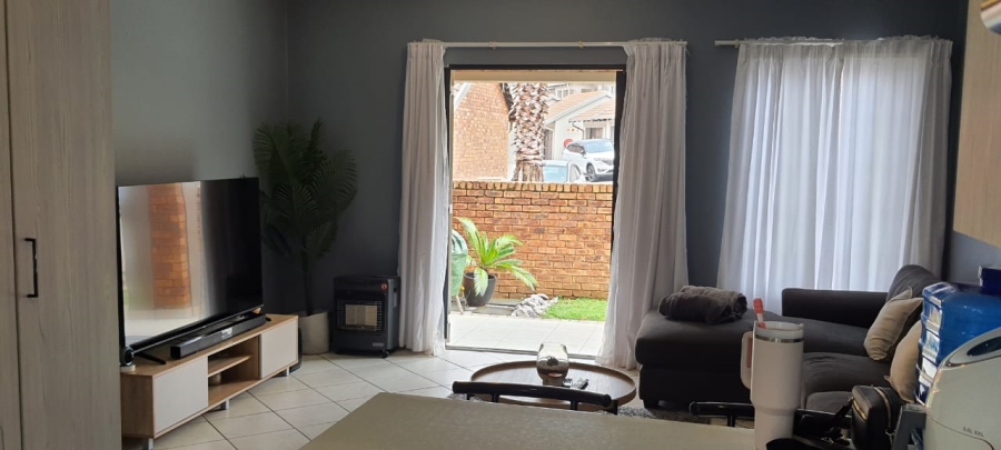 2 Bedroom Property for Sale in Pebble Creek Gauteng