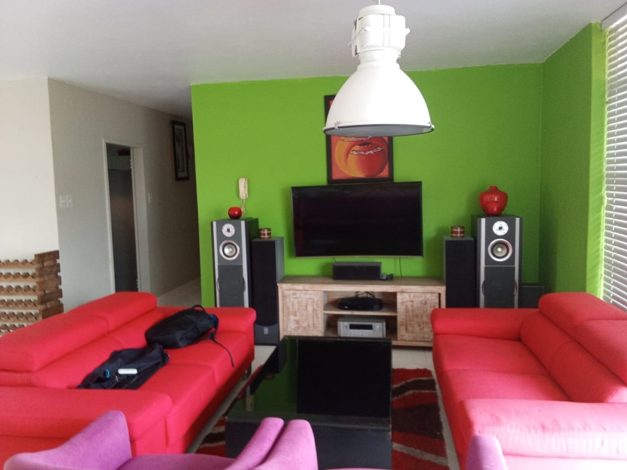 3 Bedroom Property for Sale in Sunnyside Gauteng