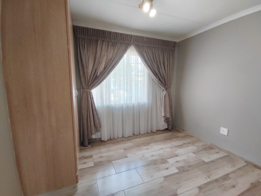 To Let 2 Bedroom Property for Rent in Montana Gauteng