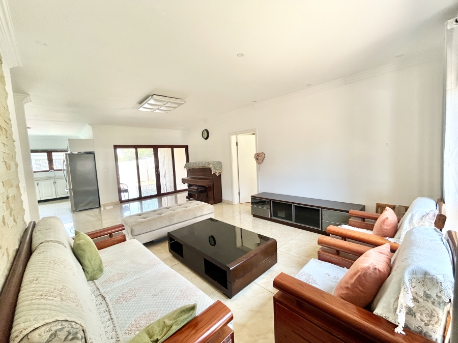 To Let 5 Bedroom Property for Rent in Willaway Gauteng