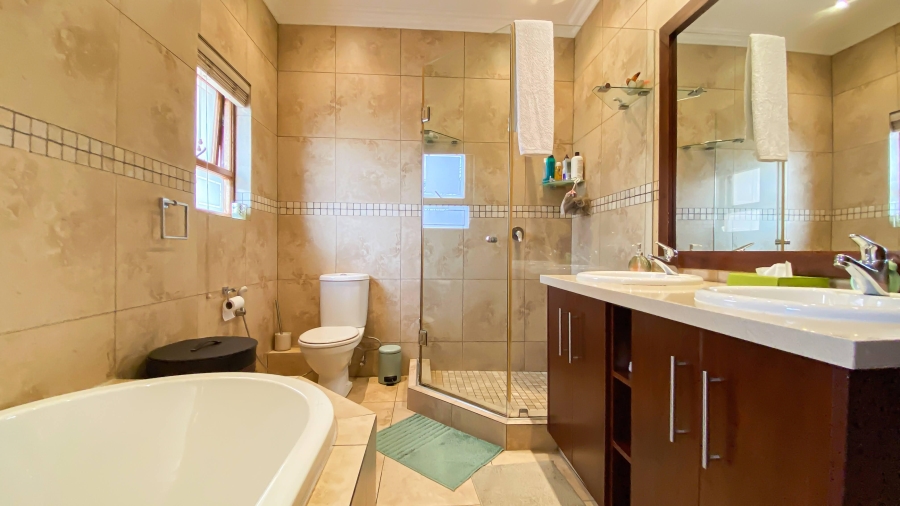 3 Bedroom Property for Sale in Morningside Gauteng