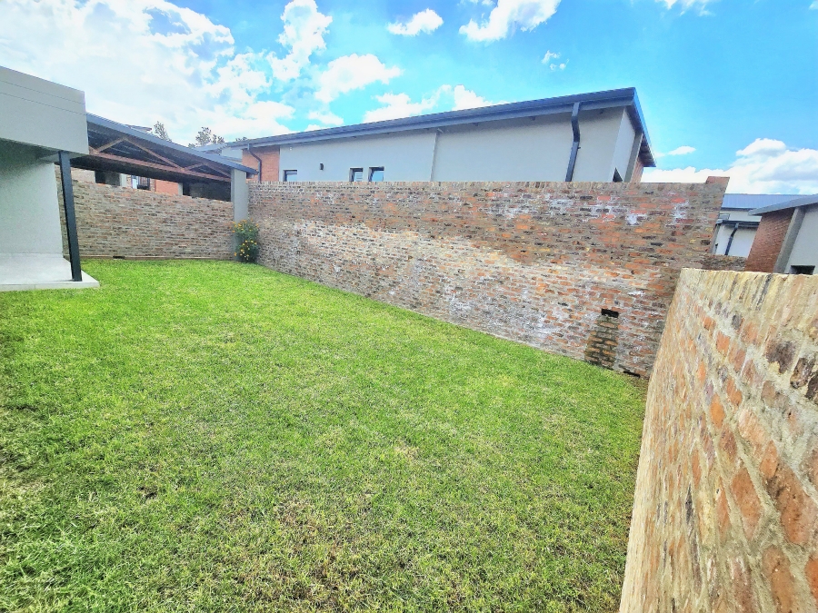 To Let 2 Bedroom Property for Rent in Carlswald Estate Gauteng