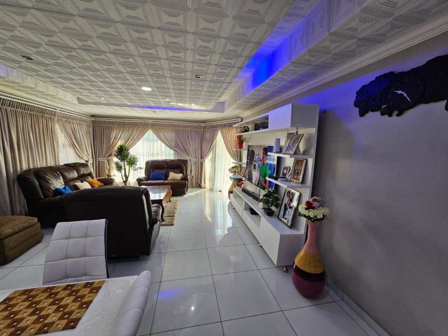5 Bedroom Property for Sale in Booysens Gauteng