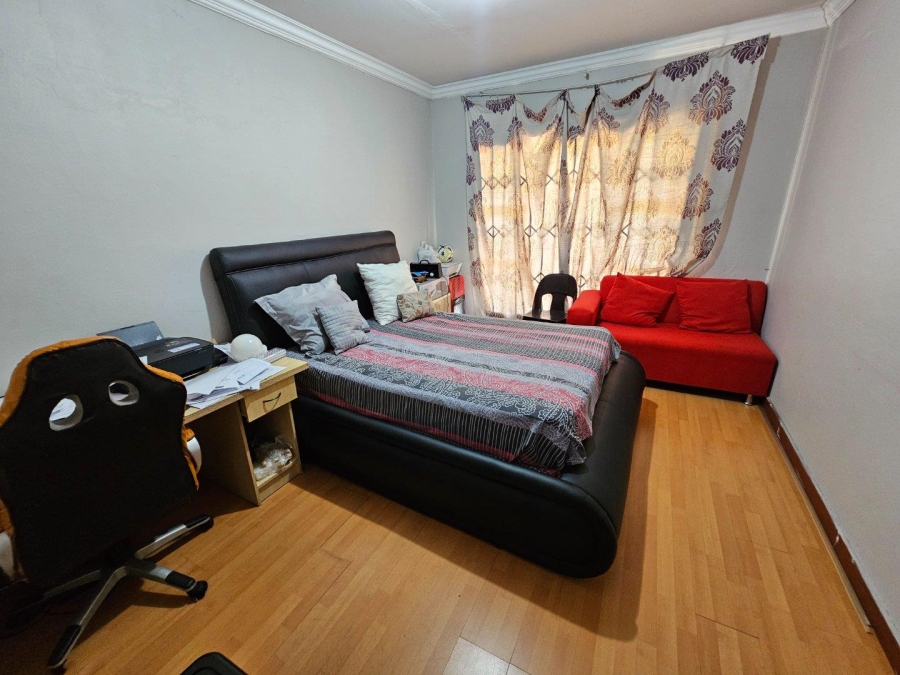 5 Bedroom Property for Sale in Booysens Gauteng