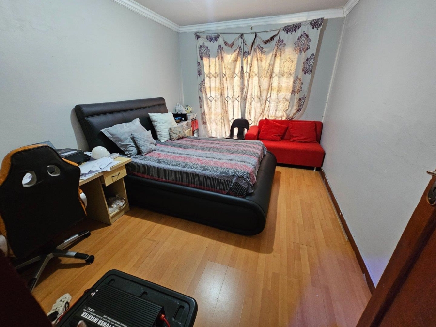 5 Bedroom Property for Sale in Booysens Gauteng