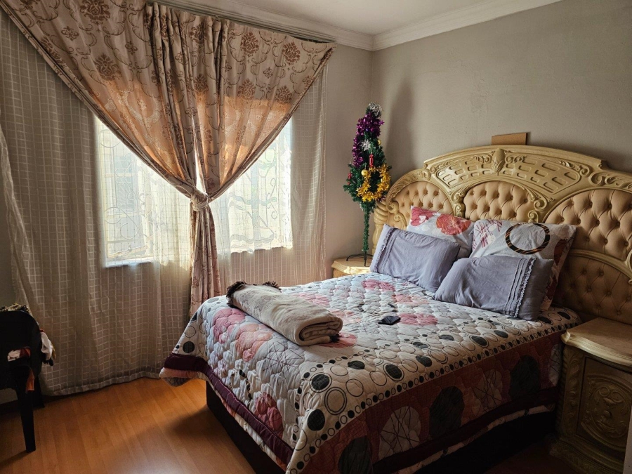 5 Bedroom Property for Sale in Booysens Gauteng