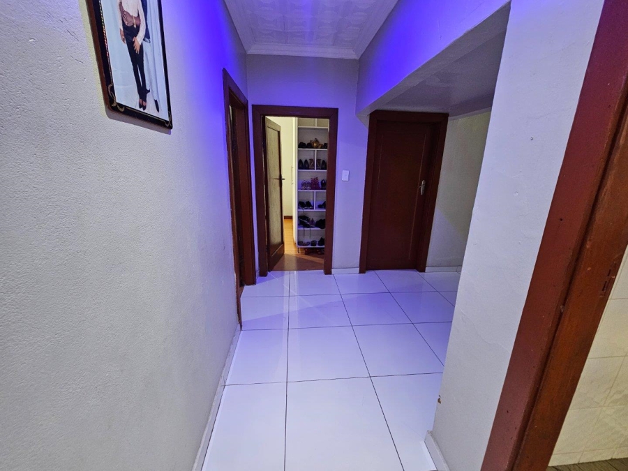 5 Bedroom Property for Sale in Booysens Gauteng