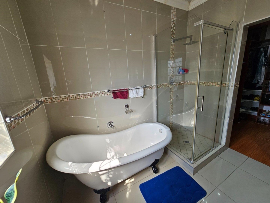 5 Bedroom Property for Sale in Booysens Gauteng