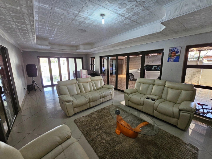 5 Bedroom Property for Sale in Booysens Gauteng