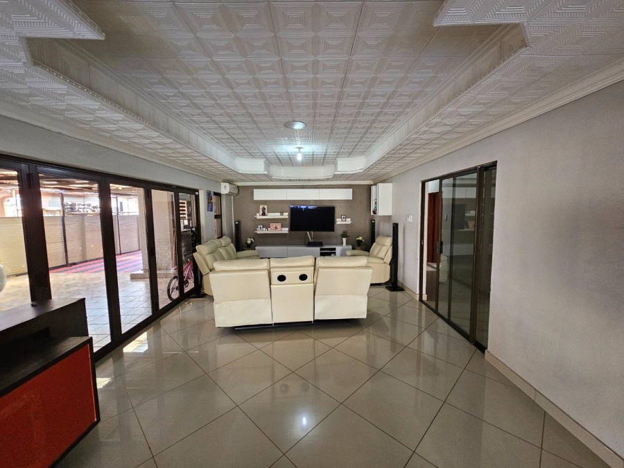 5 Bedroom Property for Sale in Booysens Gauteng