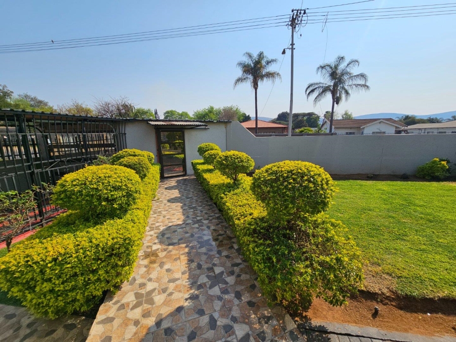5 Bedroom Property for Sale in Booysens Gauteng