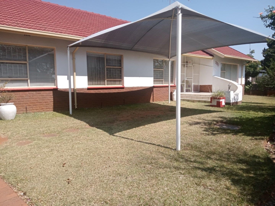 4 Bedroom Property for Sale in Magalieskruin Gauteng
