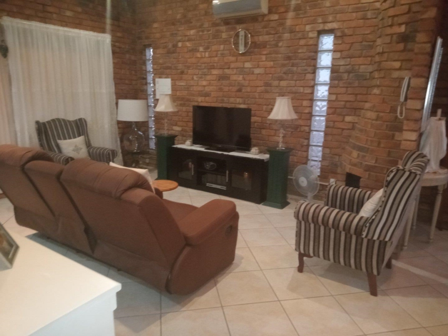 4 Bedroom Property for Sale in Magalieskruin Gauteng
