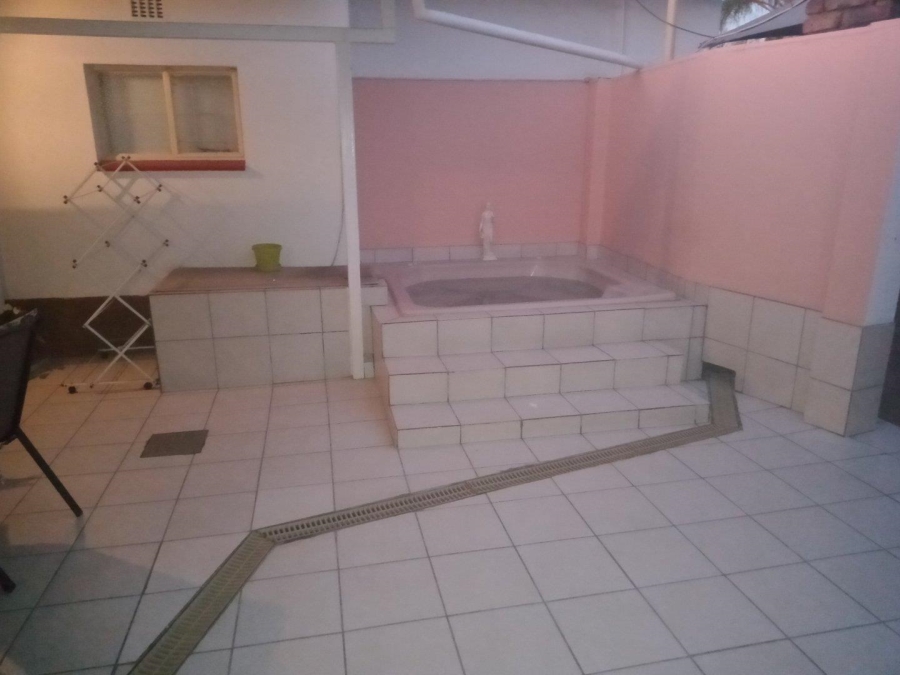 4 Bedroom Property for Sale in Magalieskruin Gauteng
