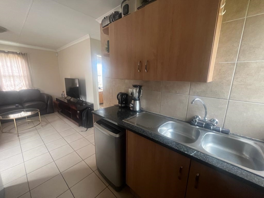 3 Bedroom Property for Sale in Olievenhoutbosch Gauteng