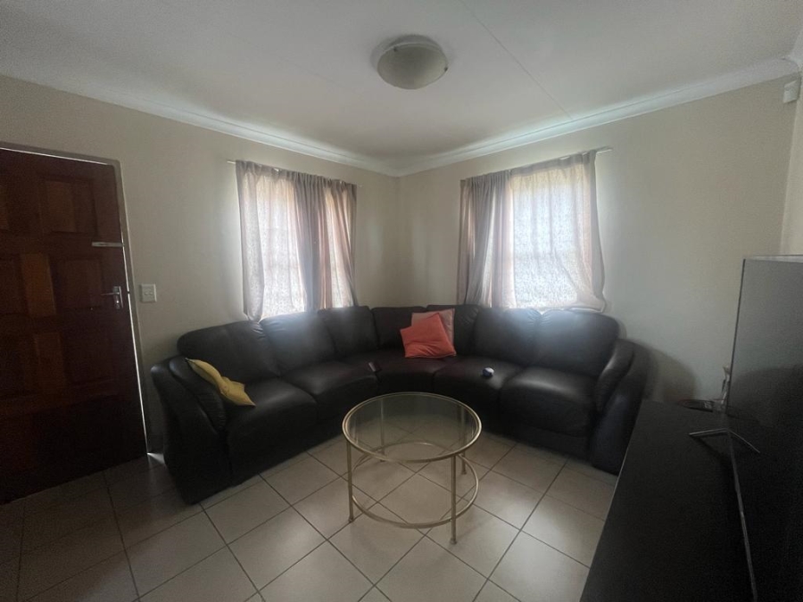 3 Bedroom Property for Sale in Olievenhoutbosch Gauteng