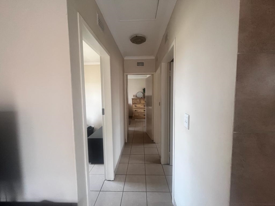 3 Bedroom Property for Sale in Olievenhoutbosch Gauteng
