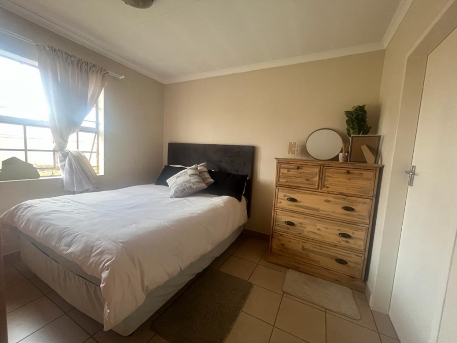 3 Bedroom Property for Sale in Olievenhoutbosch Gauteng
