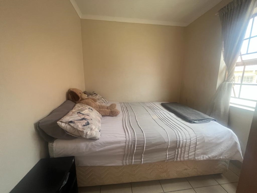 3 Bedroom Property for Sale in Olievenhoutbosch Gauteng