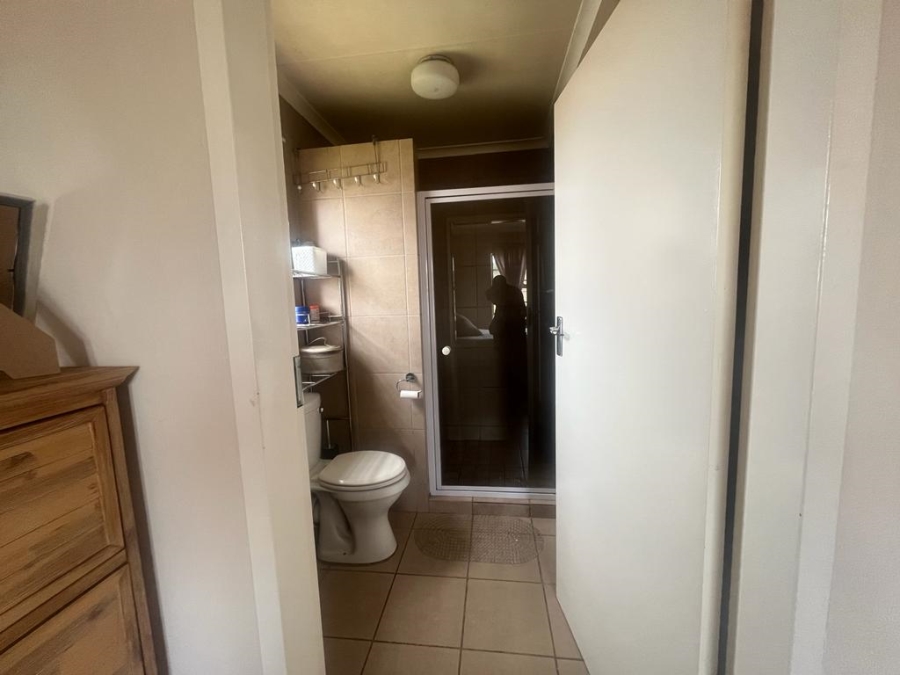 3 Bedroom Property for Sale in Olievenhoutbosch Gauteng