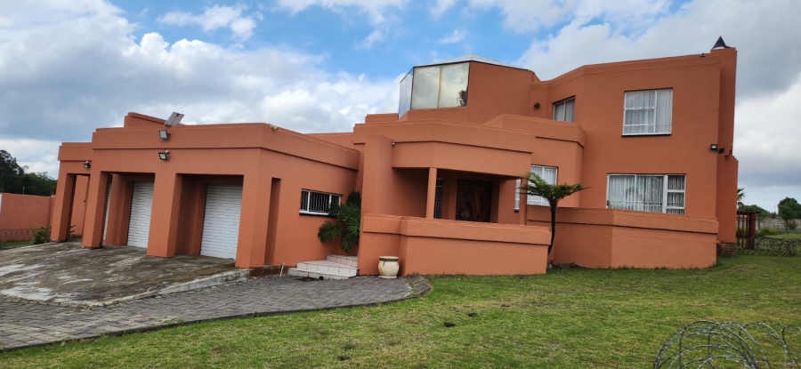 7 Bedroom Property for Sale in Austinview Gauteng