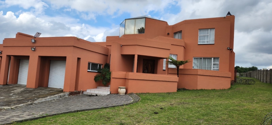 7 Bedroom Property for Sale in Austinview Gauteng