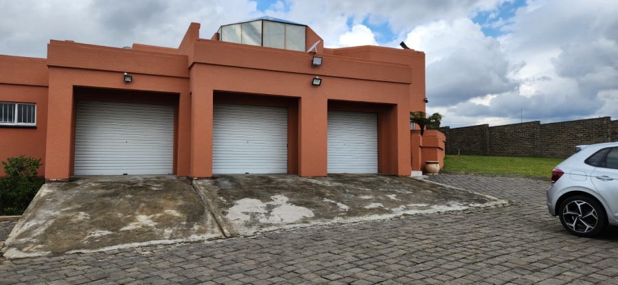 7 Bedroom Property for Sale in Austinview Gauteng