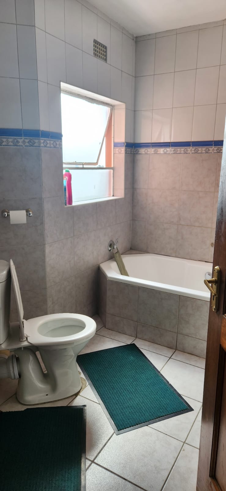7 Bedroom Property for Sale in Austinview Gauteng