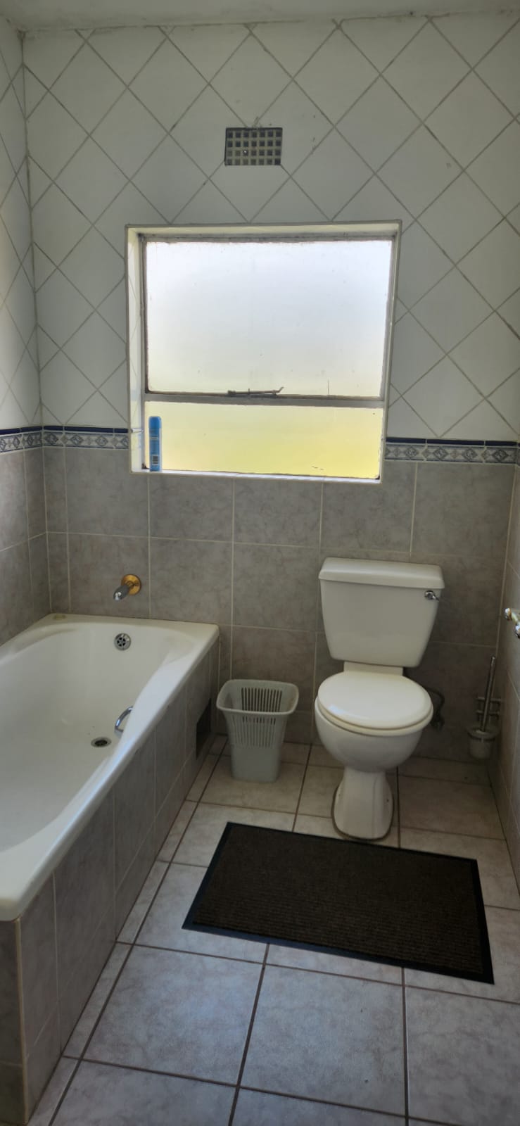 7 Bedroom Property for Sale in Austinview Gauteng