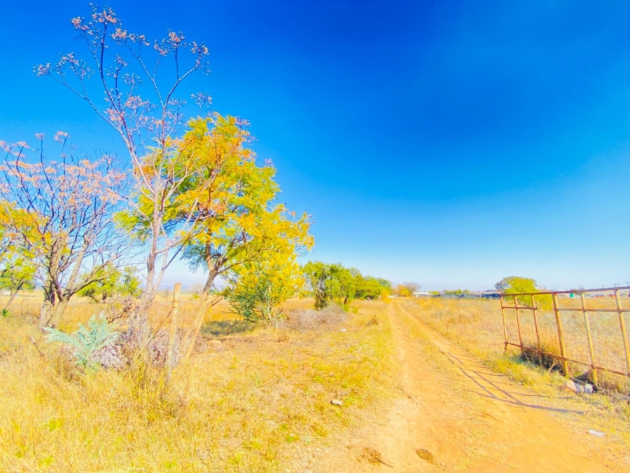2 Bedroom Property for Sale in Haakdoornboom Gauteng