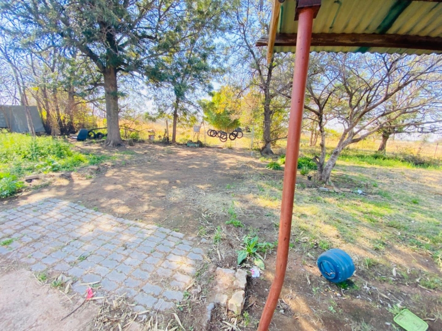 2 Bedroom Property for Sale in Haakdoornboom Gauteng