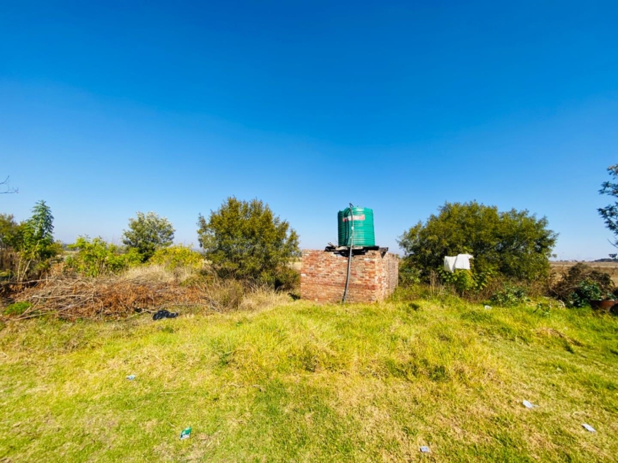 2 Bedroom Property for Sale in Haakdoornboom Gauteng