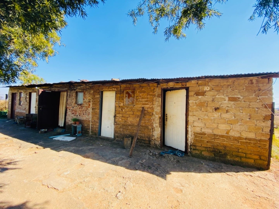 2 Bedroom Property for Sale in Haakdoornboom Gauteng