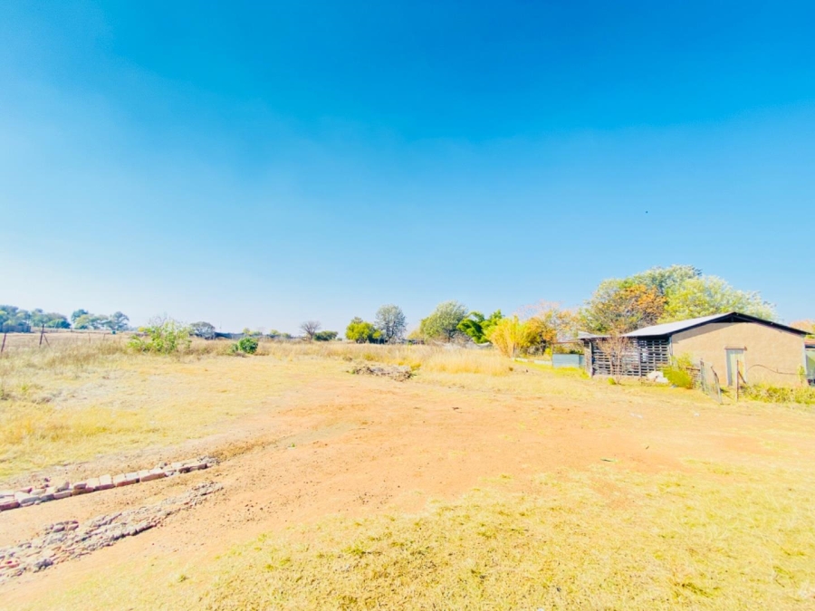 2 Bedroom Property for Sale in Haakdoornboom Gauteng