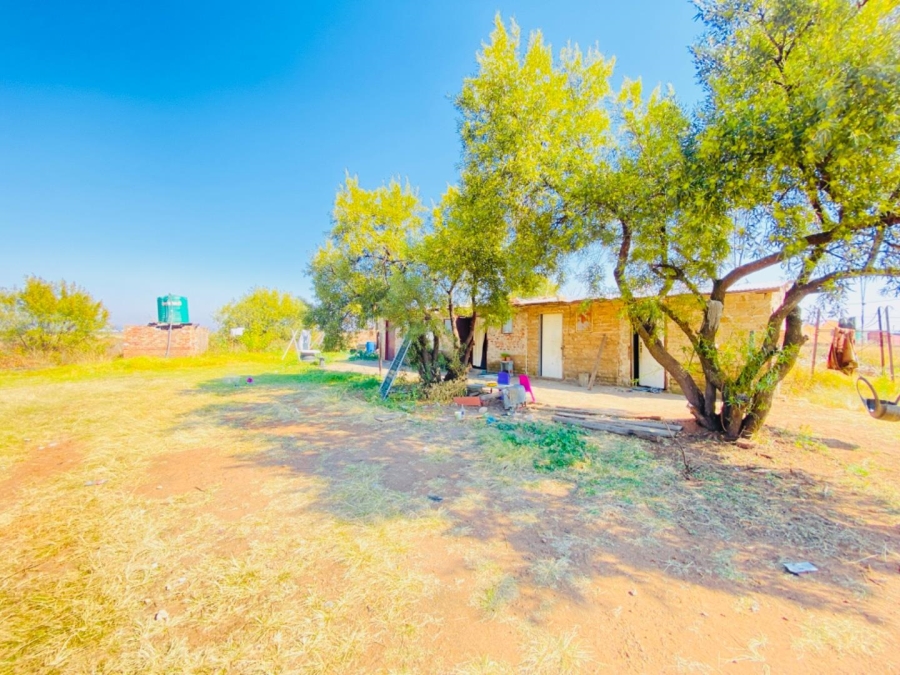 2 Bedroom Property for Sale in Haakdoornboom Gauteng
