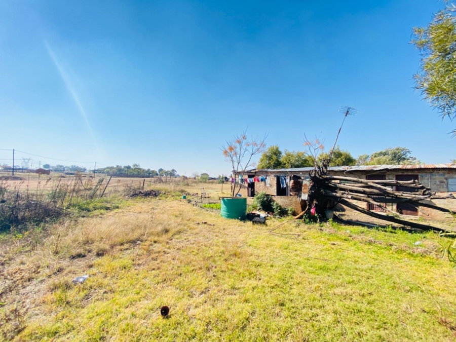 2 Bedroom Property for Sale in Haakdoornboom Gauteng