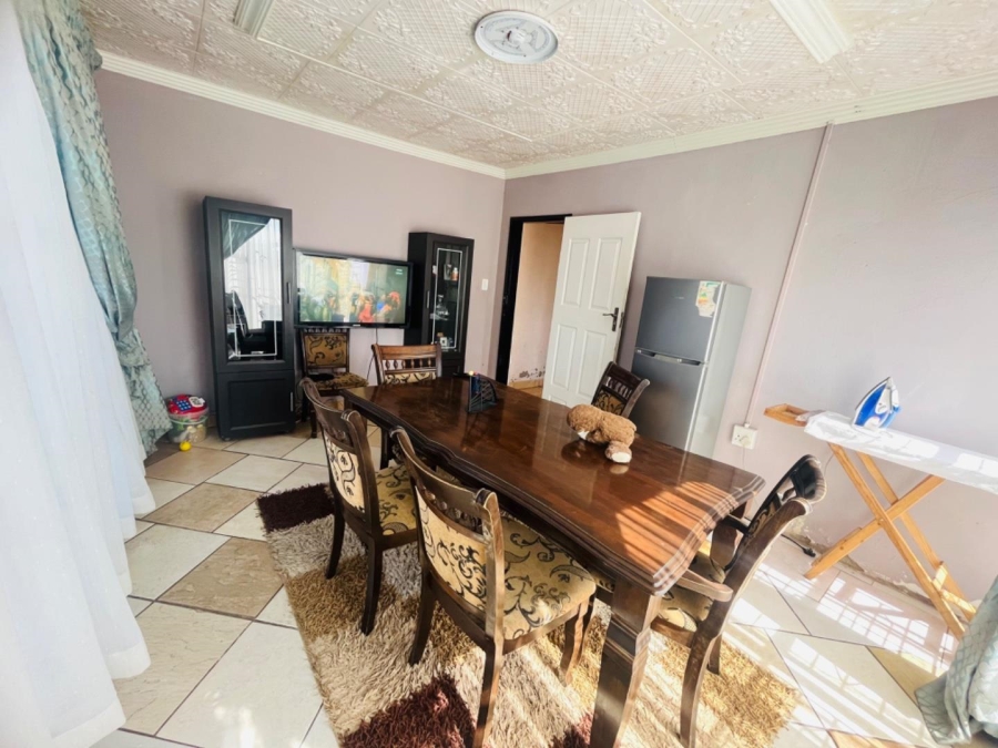 4 Bedroom Property for Sale in Soshanguve R Gauteng