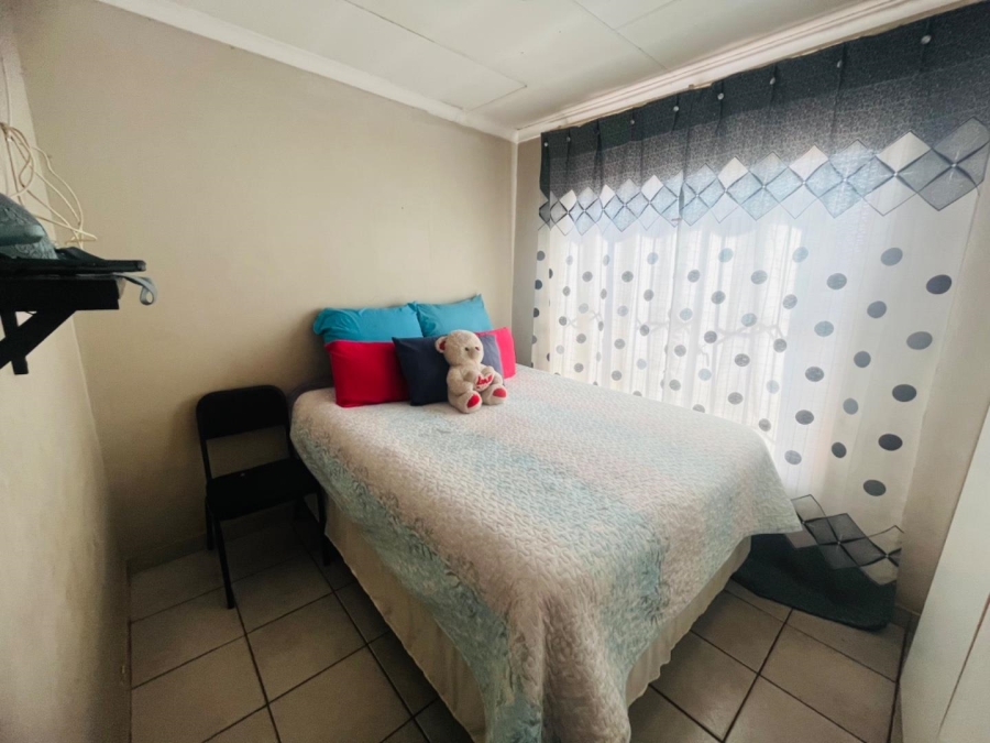 2 Bedroom Property for Sale in Soshanguve A Gauteng