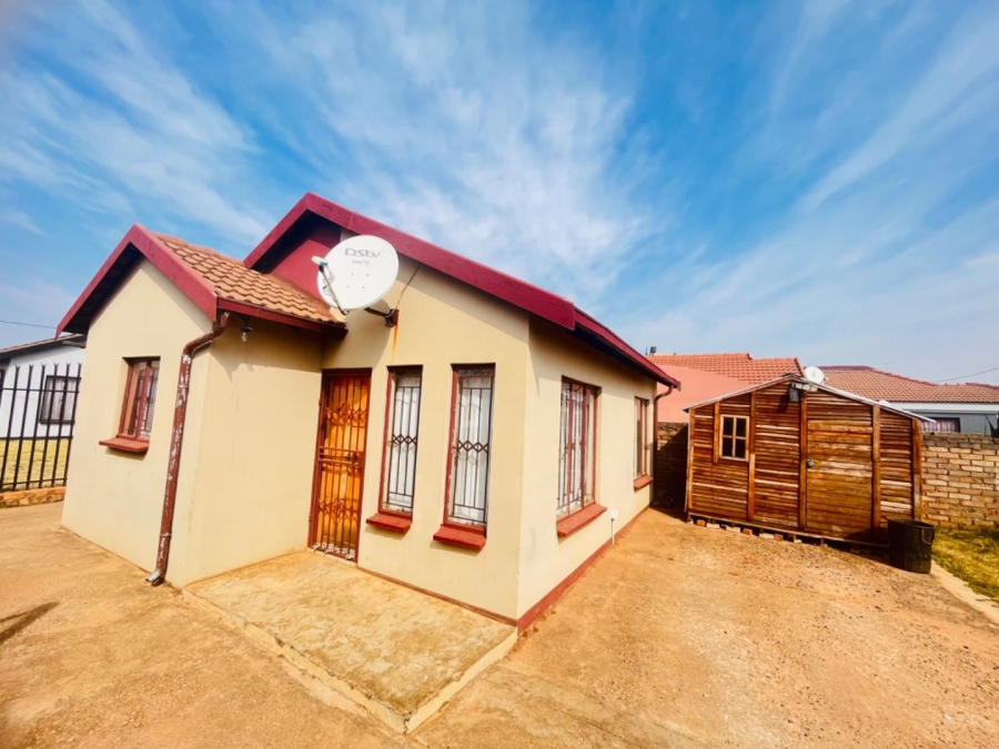 2 Bedroom Property for Sale in Soshanguve A Gauteng